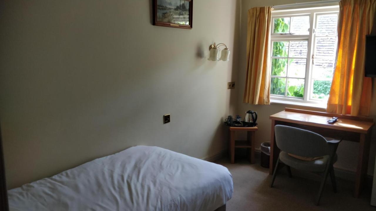 The Spread Eagle Hotel Thame Exterior foto